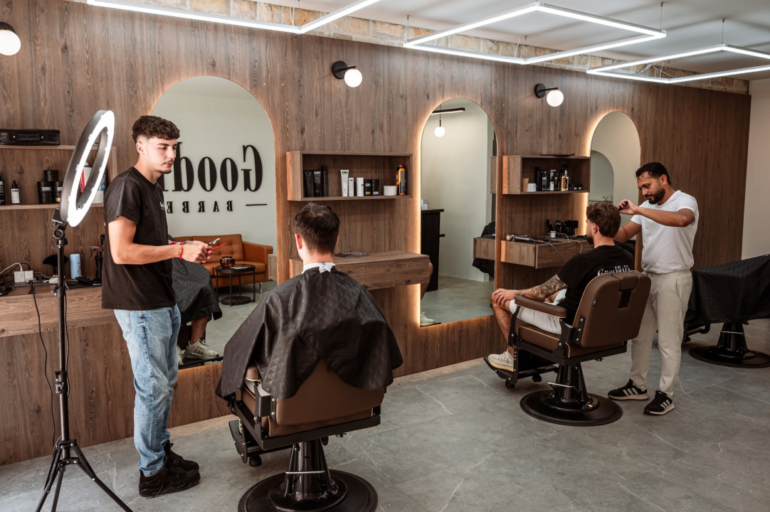 FOTO GoodFellas Barbershop otvorio vrata u Šibeniku: Iskusni barberi, vrhunska usluga i prilika za osvajanje iPhonea 17