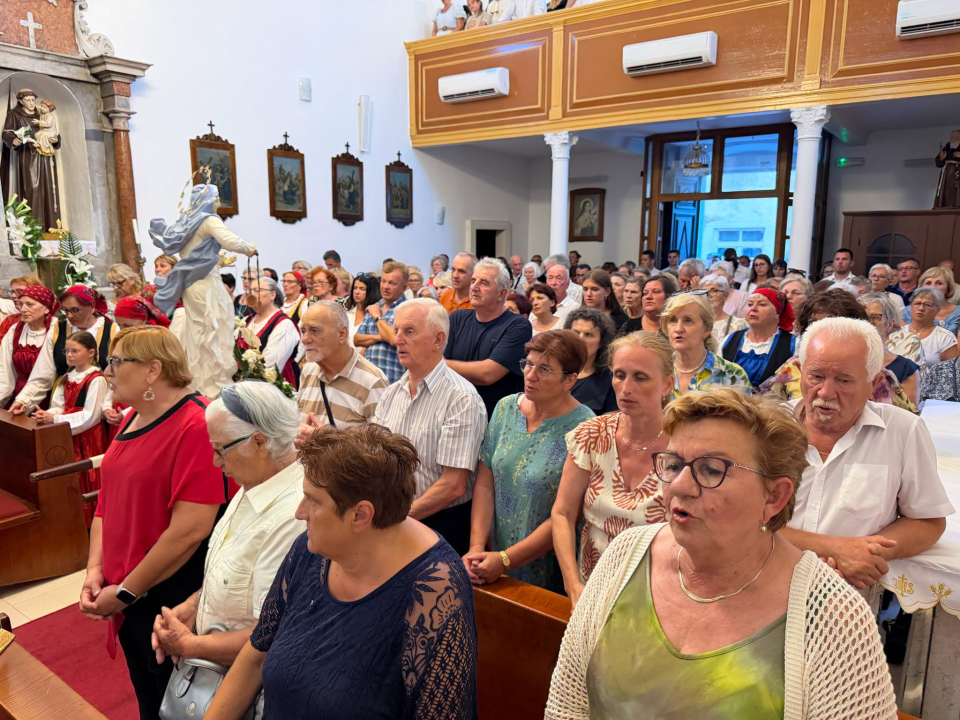 Župa Pirovac proslavila blagdan Gospe Karmelske