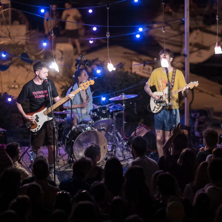 Donosimo atmosferu sa Zlarin Street Music Festivala: Pocket Palma večeras u velikom finalu