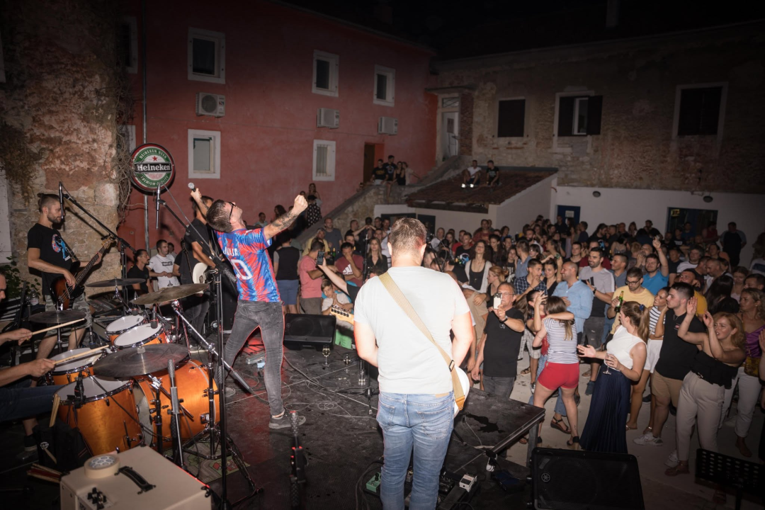 FOTO Jubilarne 15. Drniške rock večeri donose tri dana vrhunskog zvuka