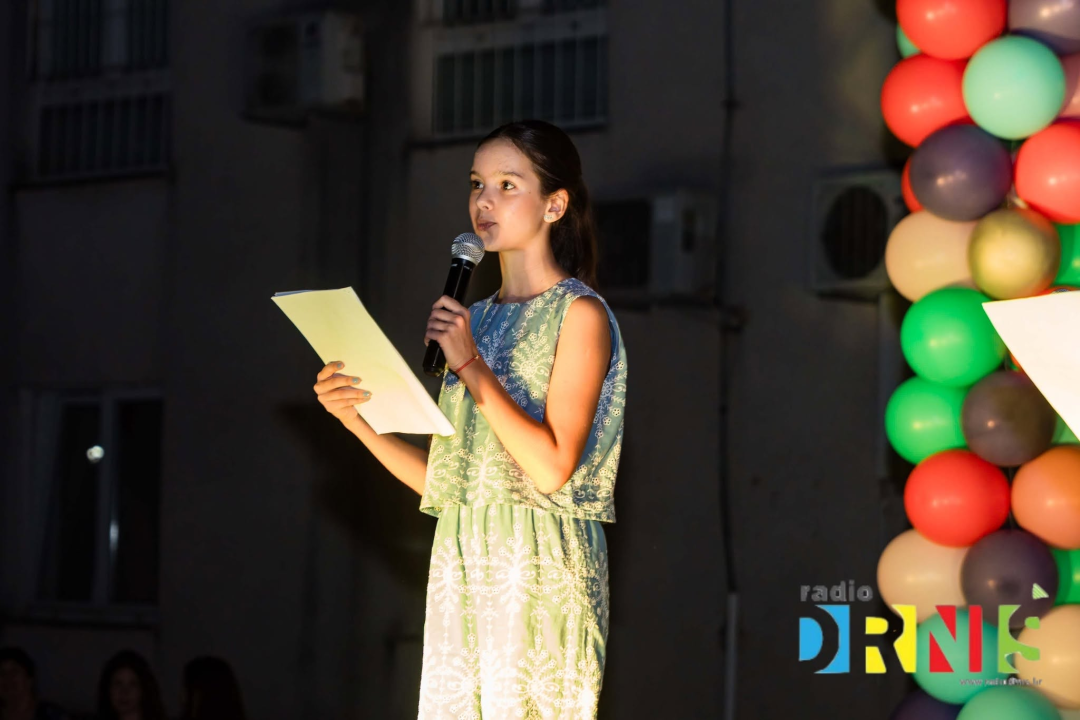 Mladi talenti oduševili: Katarina Trogrlić pobijedila na 6. MiniFEST-u Radio Drniša
