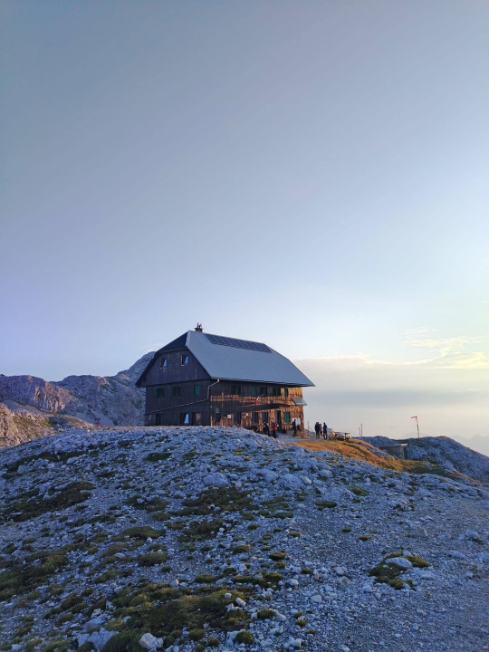 Drniški planinari popeli se na Triglav: 'Ne krijemo oduševljenje pogledima i prizorima koje nam pruža Triglav i Julijske Alpe'