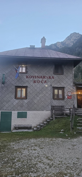 Drniški planinari popeli se na Triglav: 'Ne krijemo oduševljenje pogledima i prizorima koje nam pruža Triglav i Julijske Alpe'