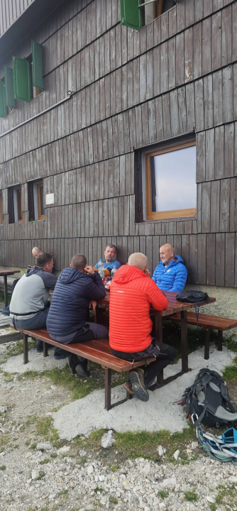 Drniški planinari popeli se na Triglav: 'Ne krijemo oduševljenje pogledima i prizorima koje nam pruža Triglav i Julijske Alpe'