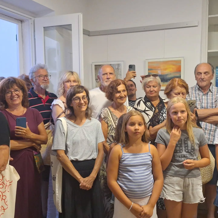 Zaljubljenici u otočnu baštinu okupili se na otvorenju izložbe 'Morski izričaji'
