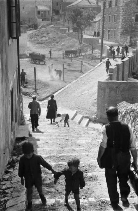 Otkriveno fotografsko blago: Pogledajte fascinante prizore života Šibenčana burne 1941. godine