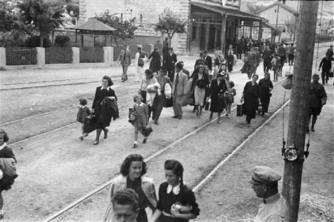 Otkriveno fotografsko blago: Pogledajte fascinante prizore života Šibenčana burne 1941. godine