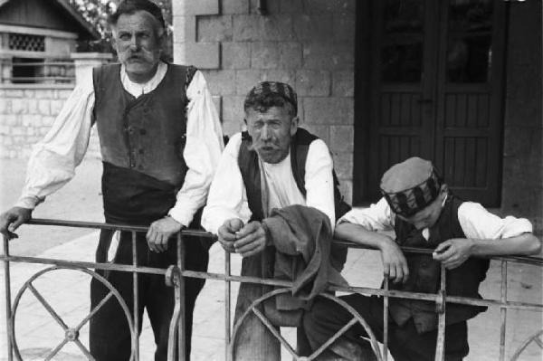 Otkriveno fotografsko blago: Pogledajte fascinante prizore života Šibenčana burne 1941. godine