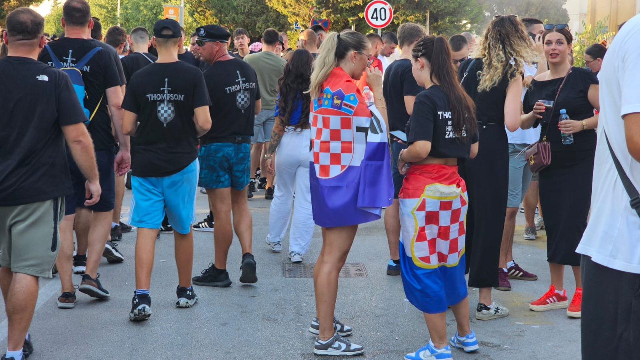 Thompsonovi obožavatelji ispunili Šubićevac 