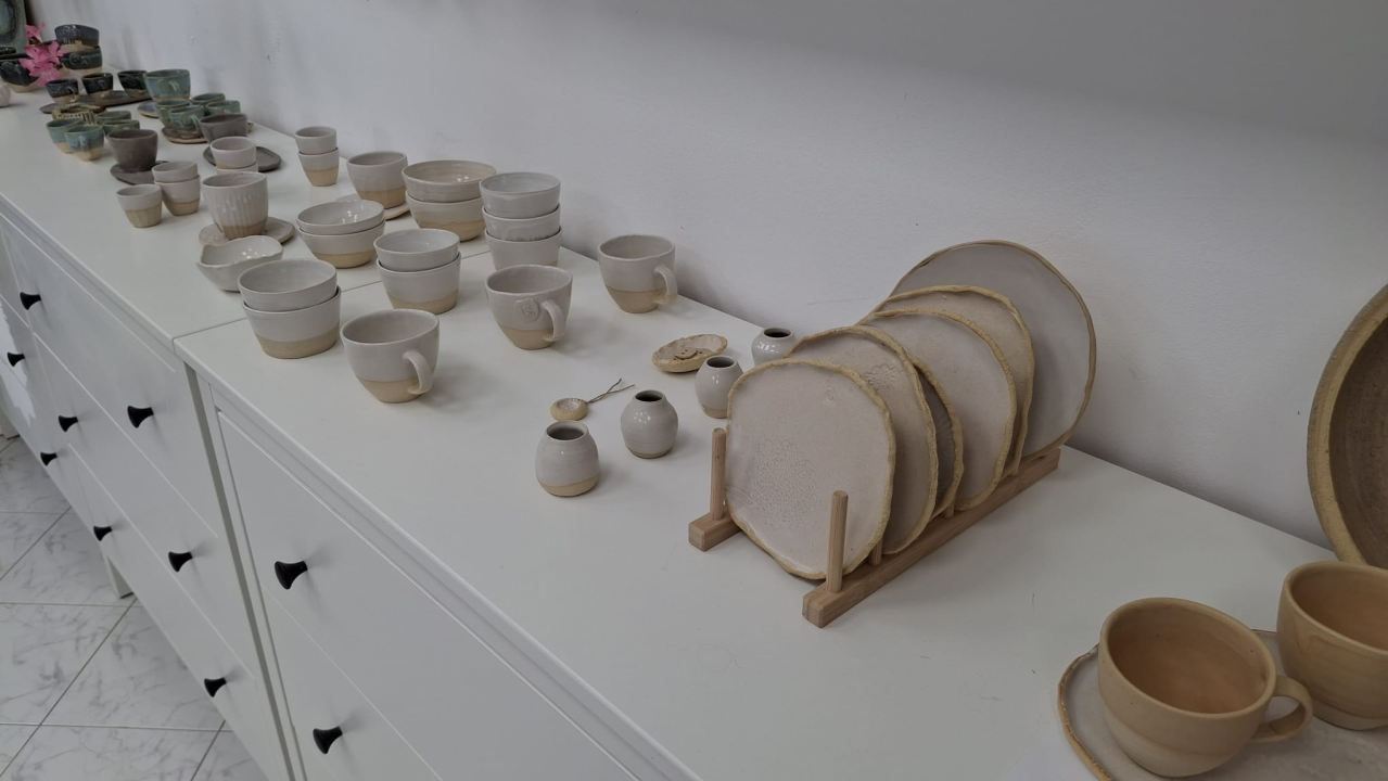 Daliborka Škevin, u sporom ritmu otoka i lončarskog kola, u Murteru stvara keramiku s dušom