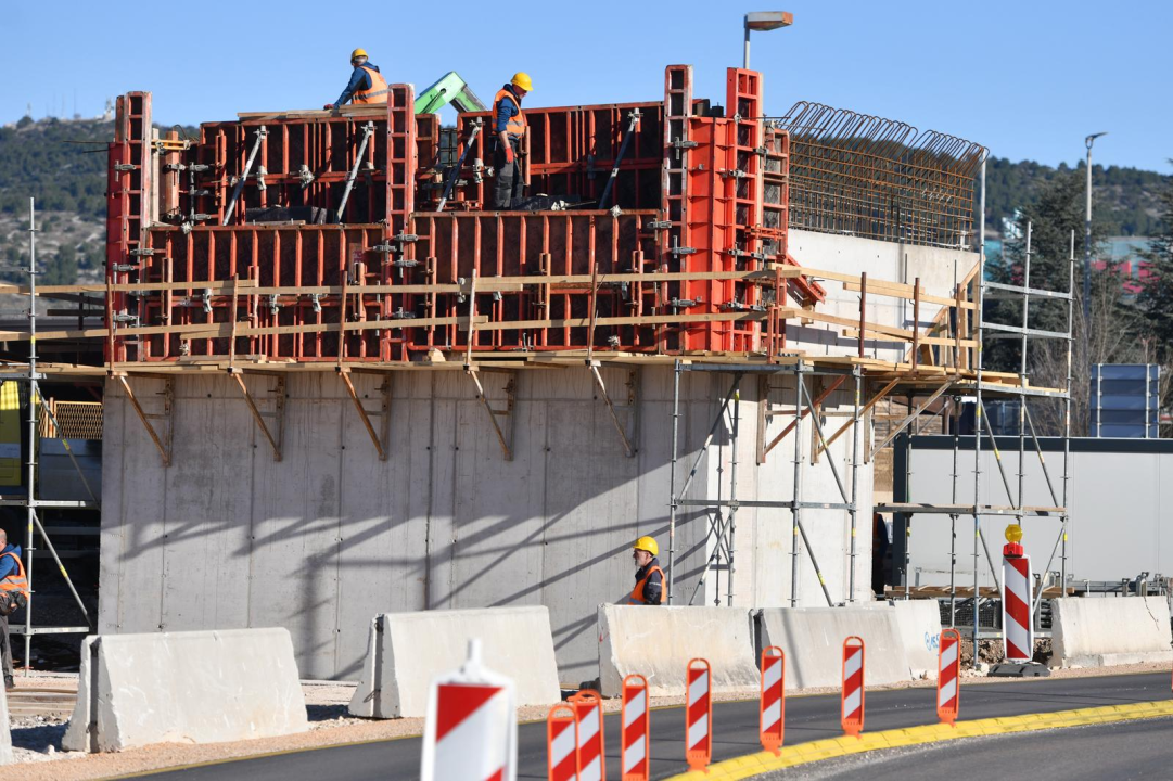 Napreduju radovi na izgradnji nadvožnjaka na čvoru Mandalina