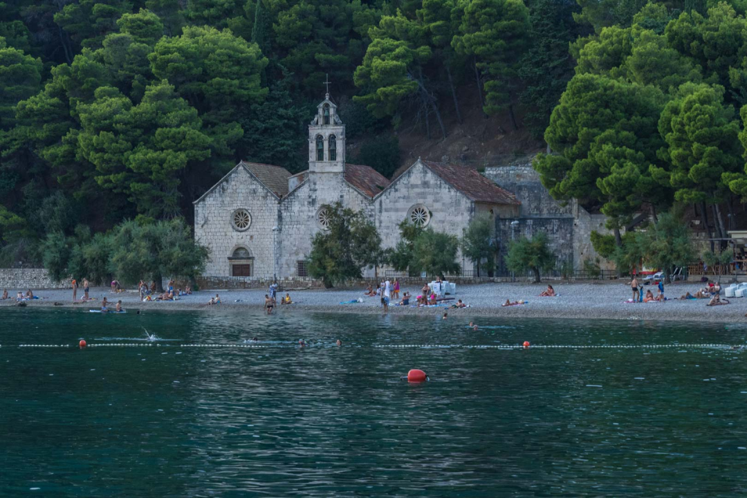 Zaplovili smo iz Šibenika put juga i otkrili tajne magičnih dalmatinskih otoka