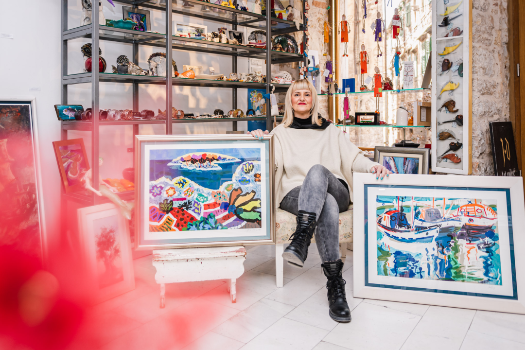 Proljeće u Galeriji Juraj Dalmatinac donosi popust na šarene umjetnine morskih motiva!