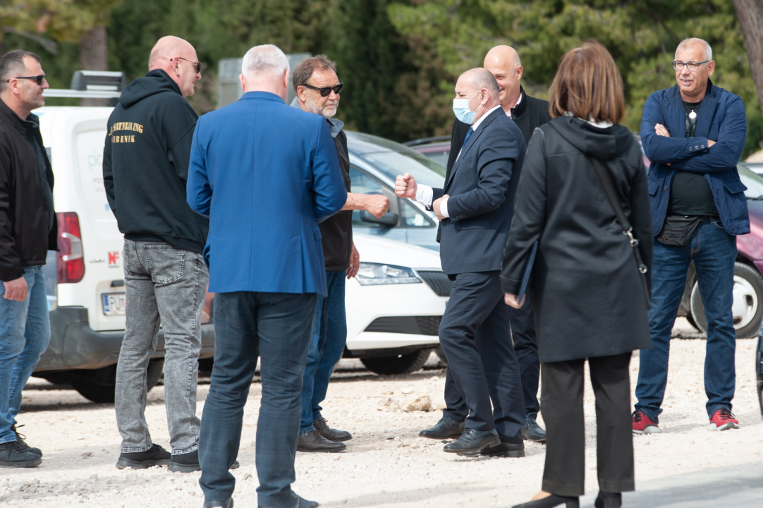 Ministar Medved na gradilištu Veteranskog centra: 'Šibenik je zaslužio ovakav objekt!'