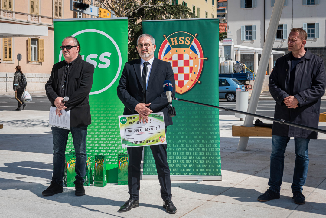 Uzor mu je Gaddafi, maše sa sto tisuća eura koje nema i želi od Šibenika 'nešto između Azurne obale i Toskane'