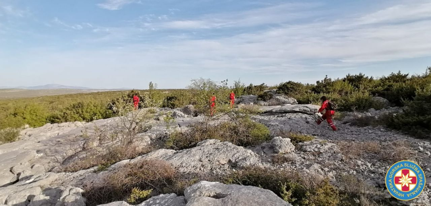 Šibenski GSS-ovci u velikoj akciji: Njih 22 tragalo za osobom koje nema već osam dana