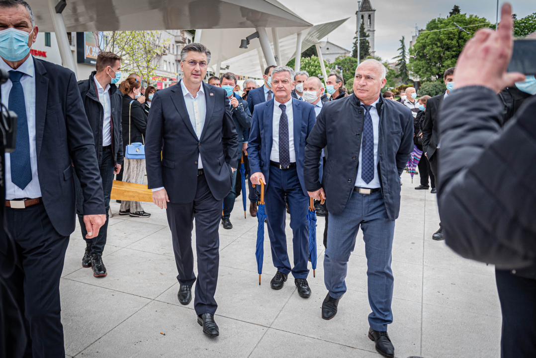 Plenković u Šibeniku: 'Županija je učinila ogromne napore u pogledu razvoja i kvalitete života'