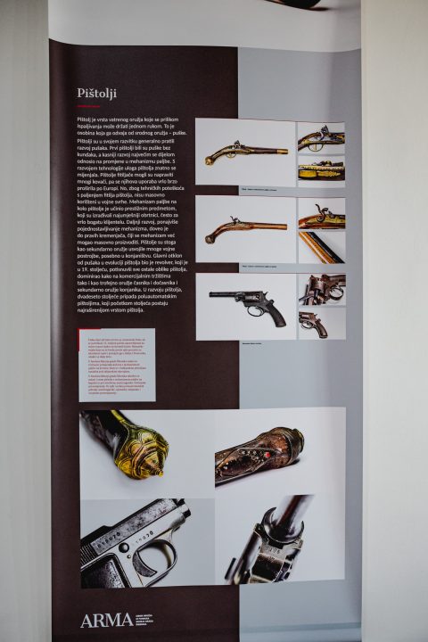 Dalmatinska raskošna sablja, sudanska kaskara, revolveri, jatagani...U Muzeju pogledajte odličnu izložbu oružja