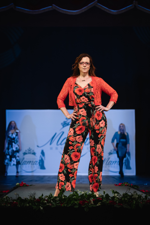 U šibenskom kazalištu održan izbor za najljepšu mamu: Vedrana Halinčić Bakšić i Ljubica Bulić ponijele lente