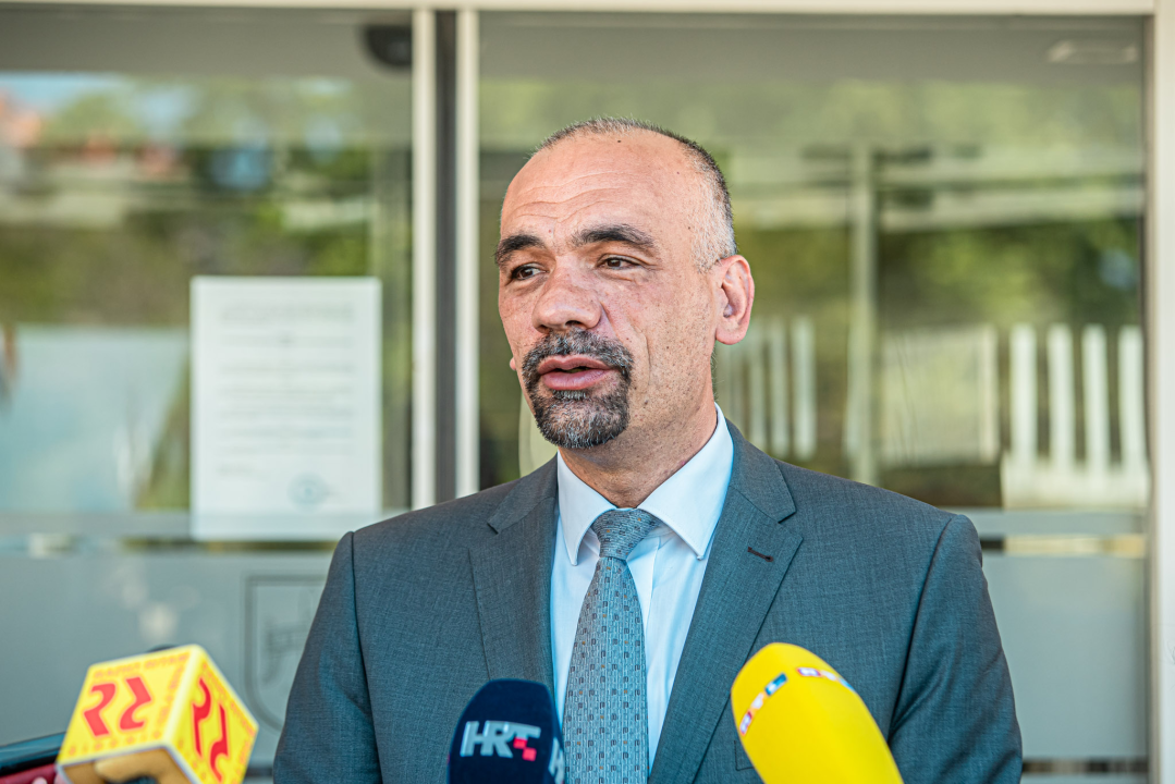 Goran Pauk predao vlast novom županu Marku Jeliću: 'S poslom krećemo odmah' 