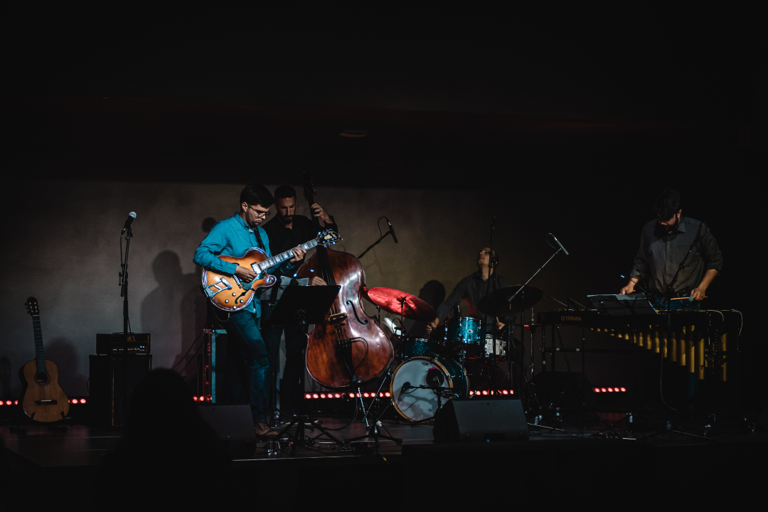 Filip Pavić Quartet u 'Kući umjetnosti Arsen': Savršena ljetna jazz večer uz predivnu posvetu