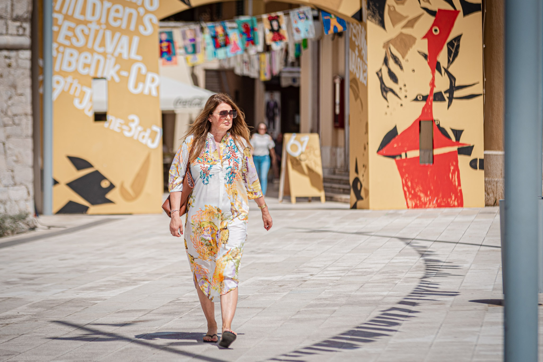 Modno usklađene Šibenčanke i ovog tjedna ukrale sve poglede u centru grada!  
