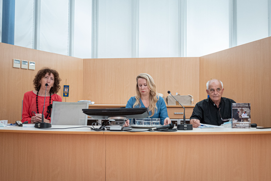 Don Stipe Perkov predstavio svoju novu knjigu: 'Imam ja još puno materijala, ali to neka se objavi 10 godina nakon moje smrti'