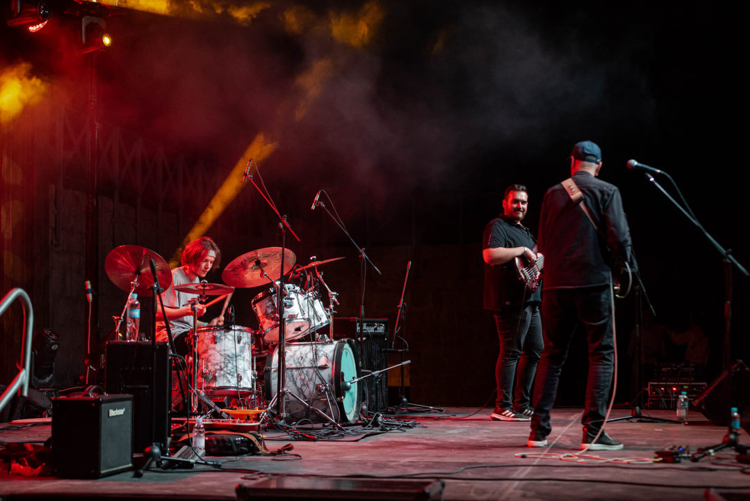 Vlatko Stefanovski i V3 Trio uljepšali toplu ljetnu noć na tvrđavi sv. Mihovila