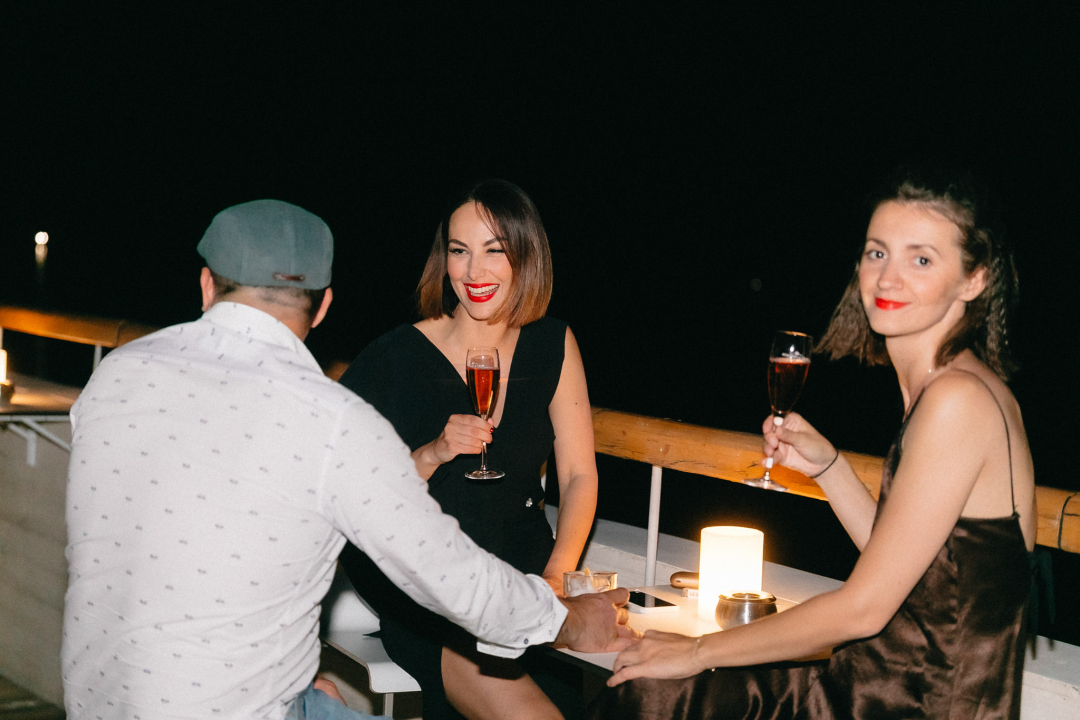 Otvorena je sezona evenata na Roof Baru: U posebnoj atmosferi možete uživati svaki vikend! 