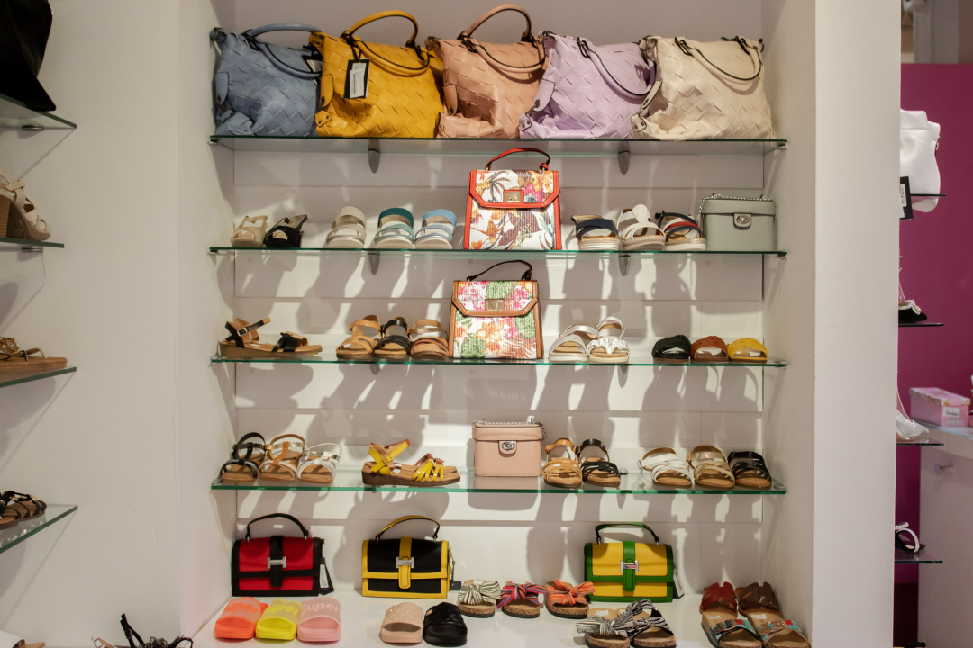 Iskoristite odlične sezonske popuste na obuću i opremite se jedinstvenim 'must have' komadima!