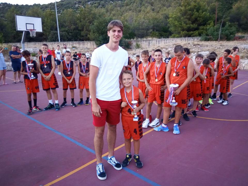 Pobjedom ŠK Dražen Petrović završena županijska liga za dječake i djevojčice godišta 2009./'10.