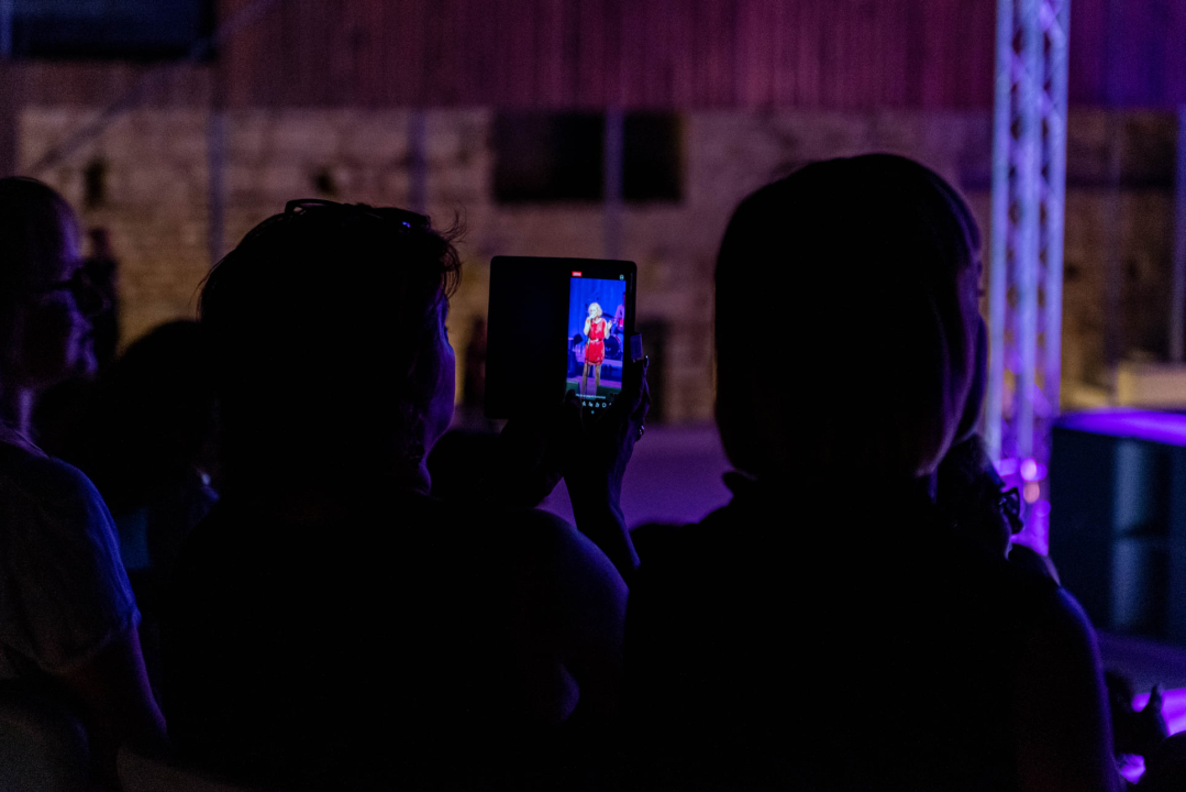 Vanna nizala hitove, tribine pjevale iz sveg glasa