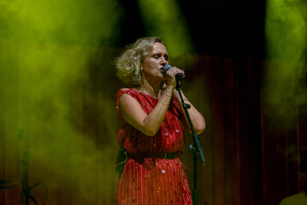 Vanna nizala hitove, tribine pjevale iz sveg glasa