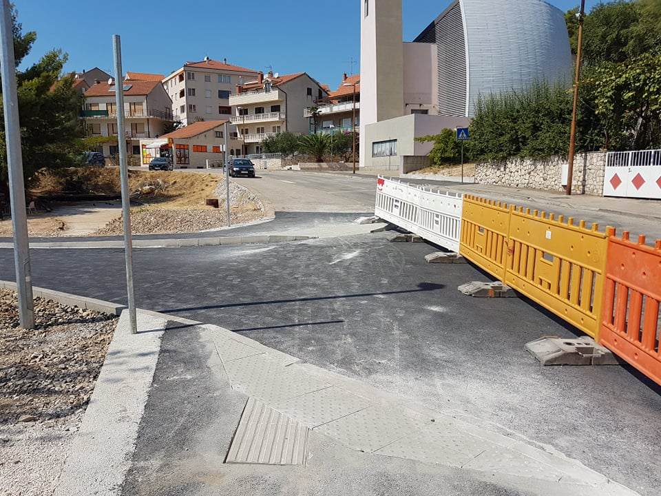 Radovi na probijanju slijepe ulice kod OŠ Vidici pri kraju: Ostaje još postavljanje ograde i signalizacije  