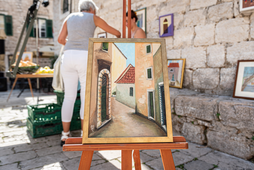 Banci s povrćem i dogodine na Maloj loži, uz jednu novost: Cijeli će trg biti pokriven bijelim jedrima