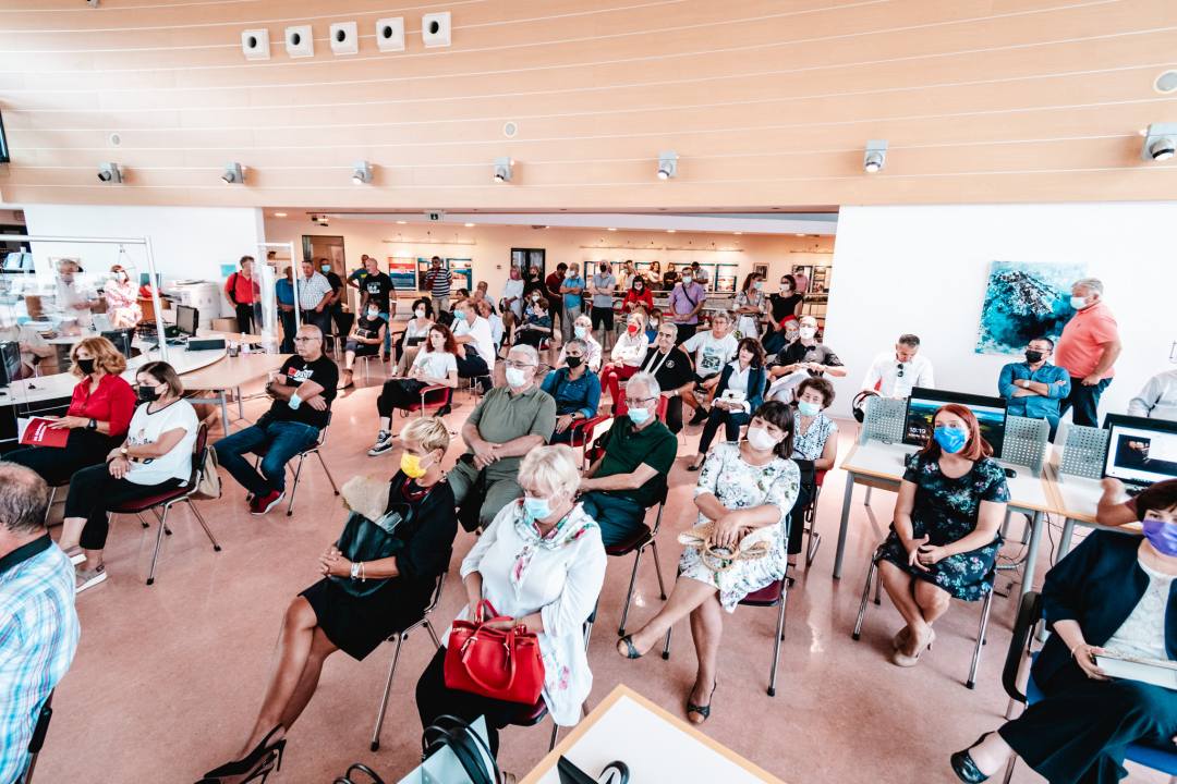 ‘Na braniku sjećanja’ Marine Jurković će vas rasplakati i nasmijati u isto vrijeme: Donosi 50 ratnih priča ljudi koje poznajete