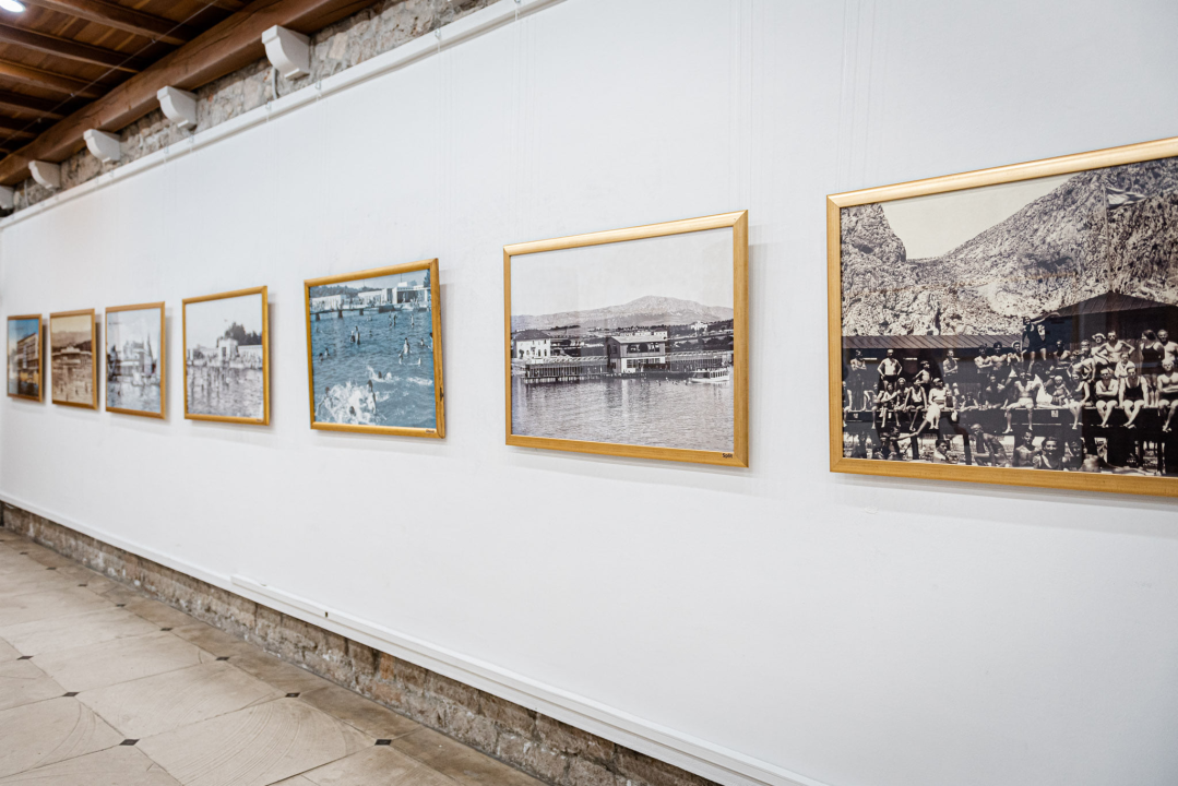  Žene i muškarci prije stotinjak godina morali su se kupati odvojeno, a svi su bili obučeni po posljednjoj čednoj modi