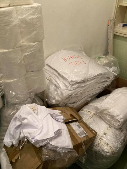 Šibenska ginekologija sada izgleda puno veselije: Stigla nova posteljina kupljena u humanitarnoj akciji dvije Tee