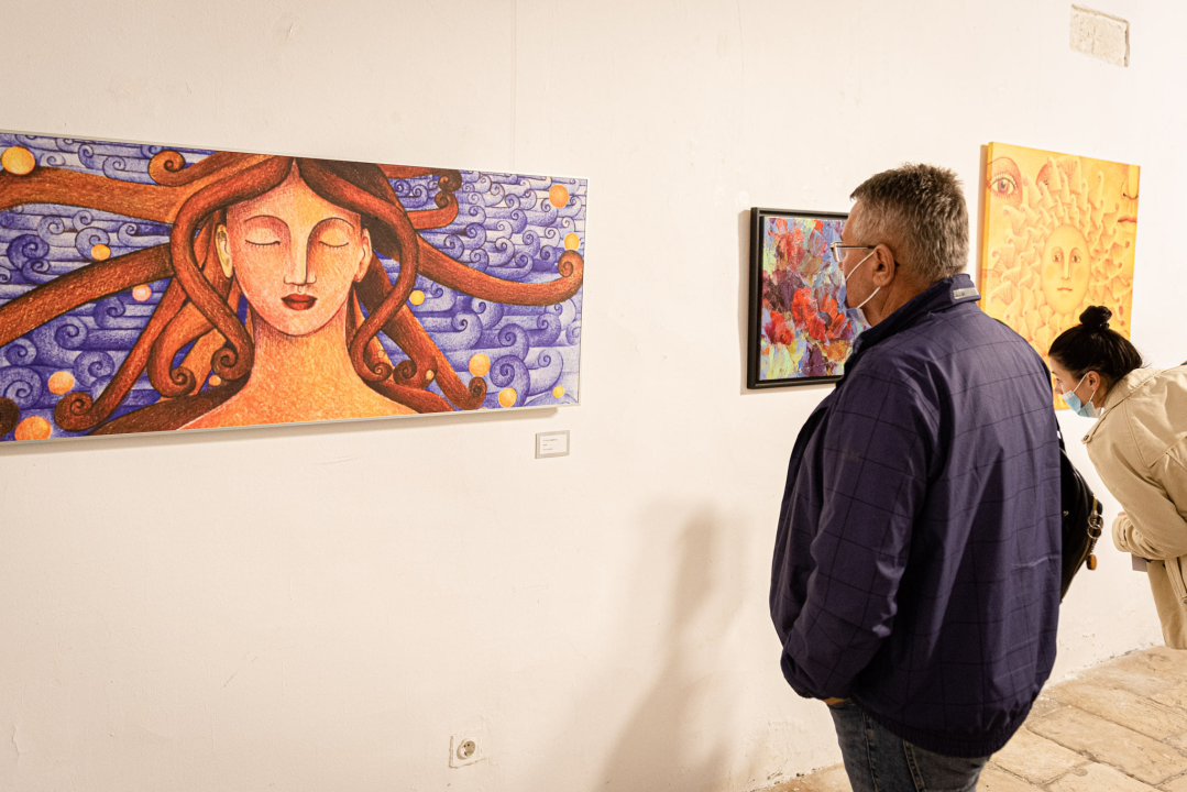 Izložba Grupe 9 u Galeriji sv. Krševana: 'Ovu su djela umjetnika koji liježu i bude se u Šibeniku' 