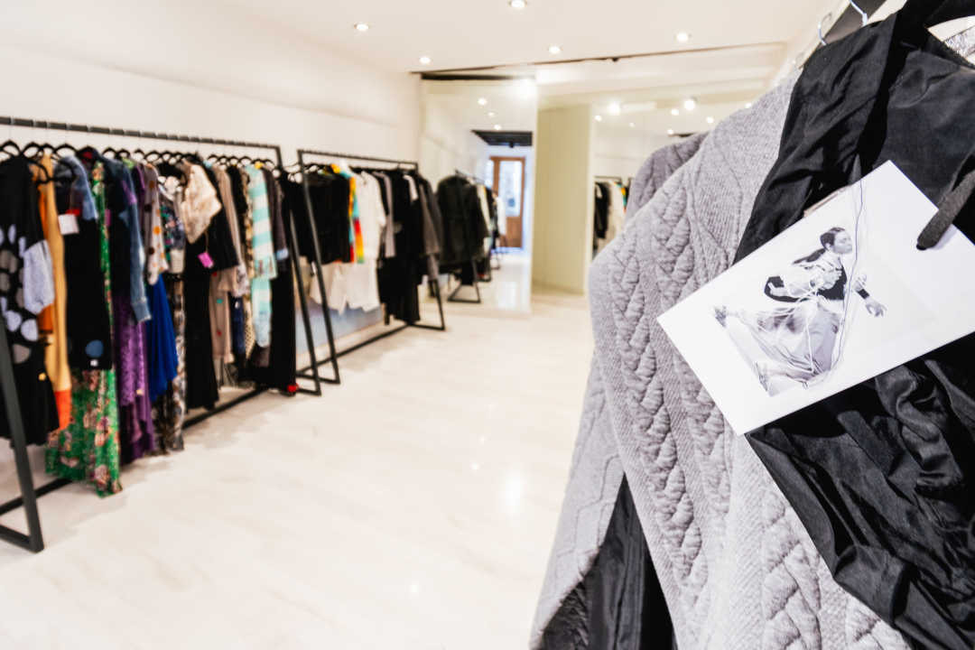 Crni petak u Galeriji Juraj Dalmatinac donosi popuste od 20 posto i posebnu akciju na Berbera i Stipicu!