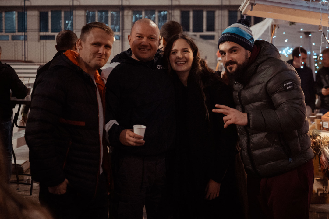 Giuliano i Diktatori zagrijali i rasplesali Kninjane drugog dana Adventa: Pogledajte kako je bilo