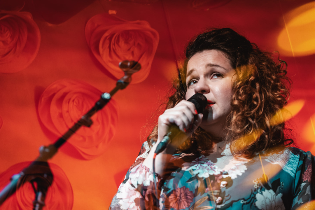 Kantautorica Luce na blagdan sv. Luce razveselila Šibenčane na koncertu u Arsenu