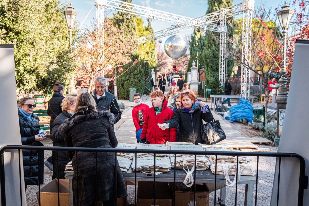 Tisuću besplatnih platnenih vrećica za Šibenčane: 'Cilj nam je izbaciti najlone iz uporabe i podići svijest o štetnosti plastike'