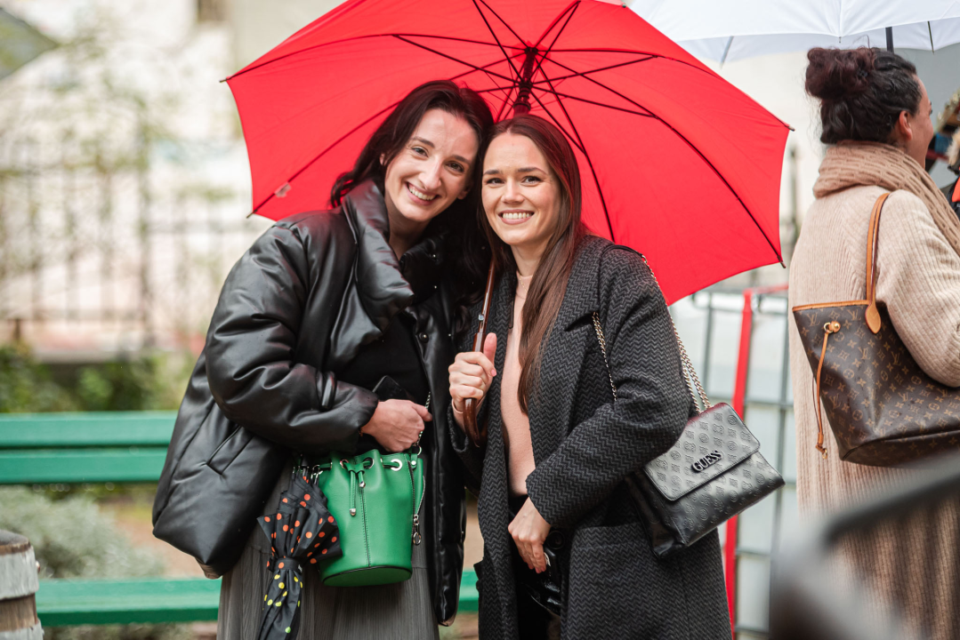 Vratilo se staro normalno na Adventuru: Fenixi, Badnjak, đardin, točno u podne