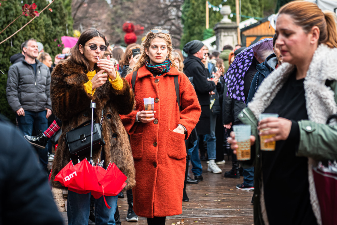 Vratilo se staro normalno na Adventuru: Fenixi, Badnjak, đardin, točno u podne