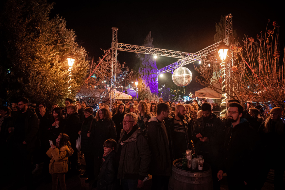 Teke Yeke okupili su se iz dosade, ali u đardinu su bili poprilično zabavni