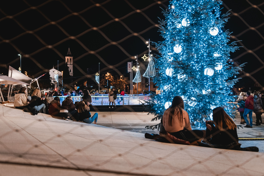 Spectrum nastavili plesne večeri na Adventuri, u prvom redu su bili najmlađi Šibenčani
