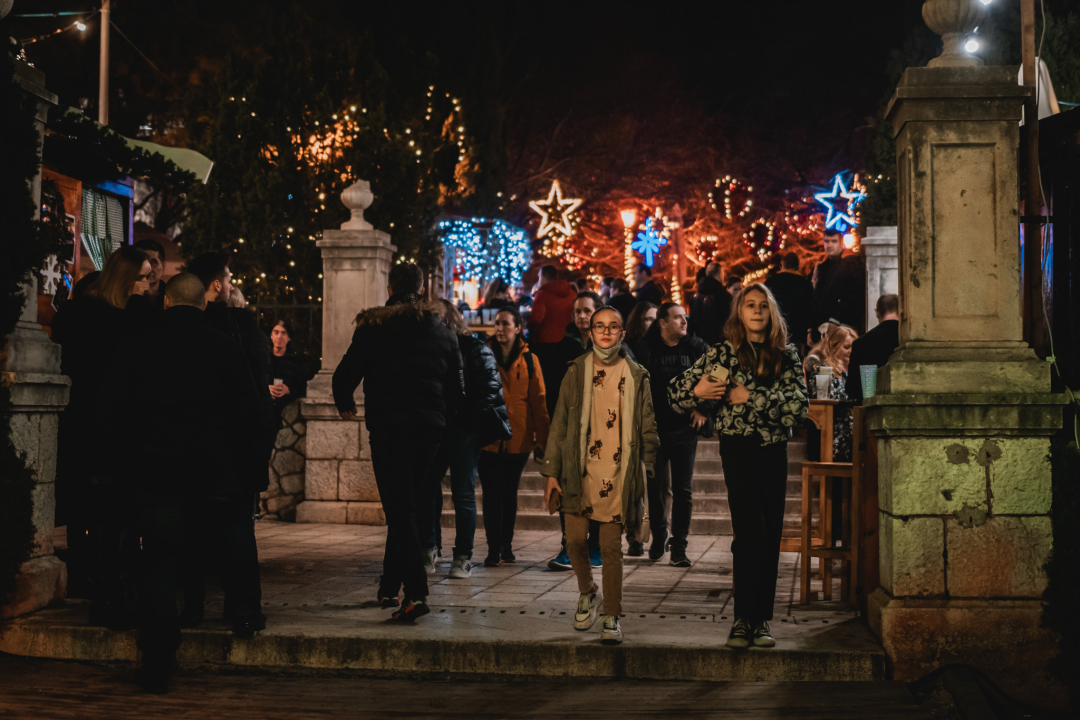 Spectrum nastavili plesne večeri na Adventuri, u prvom redu su bili najmlađi Šibenčani