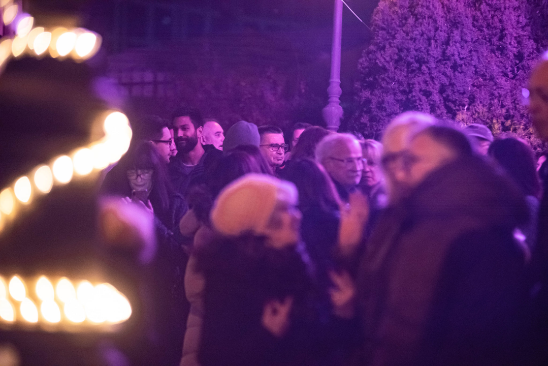 Disco Gimnazija u đardinu vratila Šibenčane u dobra stara vremena: Pogledajte kako je bilo 