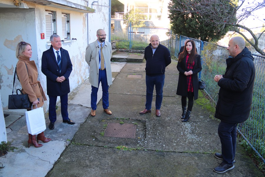 Gradonačelnik i dožupanica obišli dežurne službe: 'Zahvaljujemo vam na predanom radu u ovoj zahtjevnoj godini' 